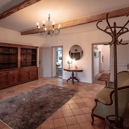 Du Chemin Des Dames מונטובן