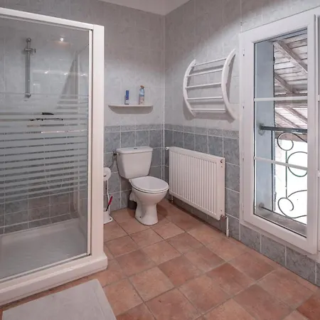 Du Chemin Des Dames * מונטובן