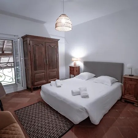 Du Chemin Des Dames מונטובן