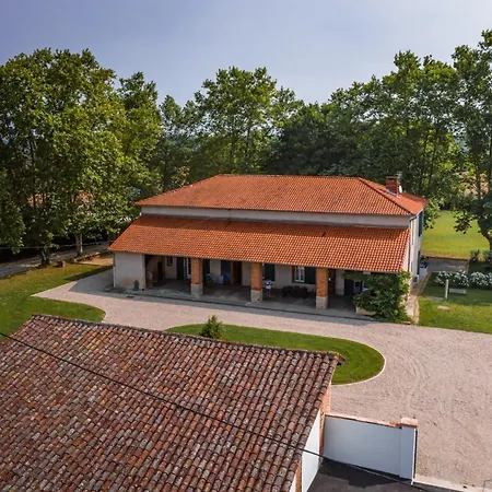 Du Chemin Des Dames Guest house Montauban