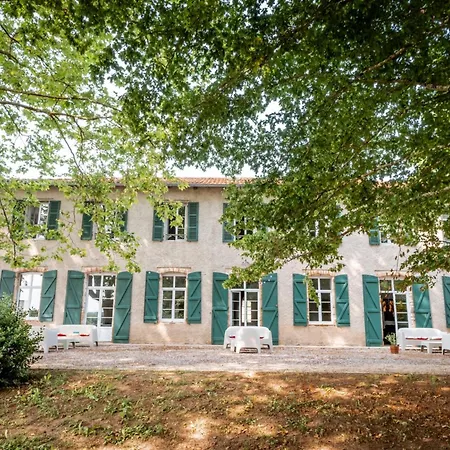 Du Chemin Des Dames בית הארחה מונטובן