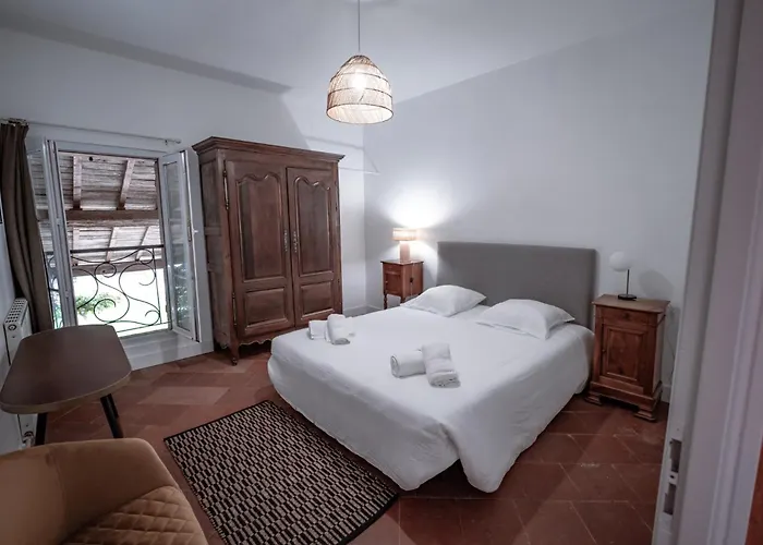 Du Chemin Des Dames Μοντωμπάν